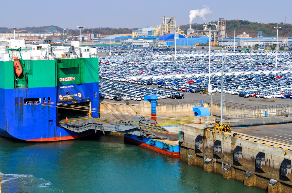 roro-ship-loading-new-cars